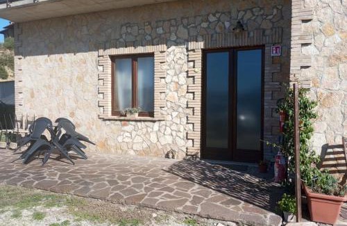 Corbara Apartment | Pet-Friendly Agriturismo La Vite e L'Ulivo with Hot Tub