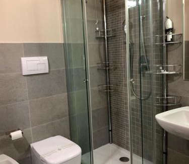 Fiorenzuola d'Arda House | Discover Agriturismo LaTerzola: Pet-Friendly Retreat Awaits