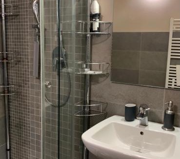 Fiorenzuola d'Arda House | Discover Agriturismo LaTerzola: Pet-Friendly Retreat Awaits