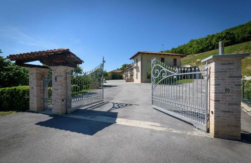 Sinio House | Discover Agriturismo Le Arcate: Pet-Friendly Retreat