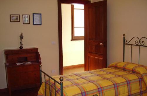 Pianopoli House | Discover Agriturismo Le Carolee: Oceanfront Haven 9.7/10