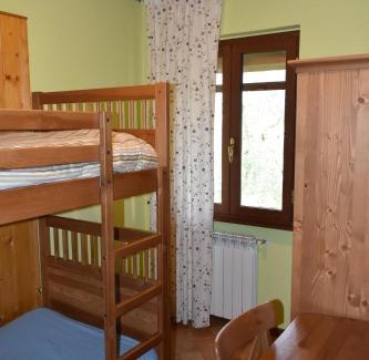 Capodimonte House | Relaxing Stay at Agriturismo Le Ginestre with Pool & Breakfast