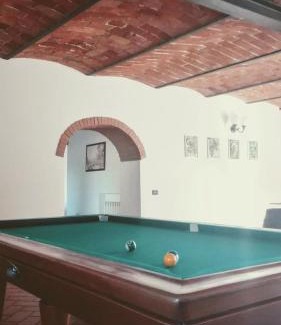 Vinci House | Inviting Agriturismo Luggiano: Pet-Friendly with Ocean Views