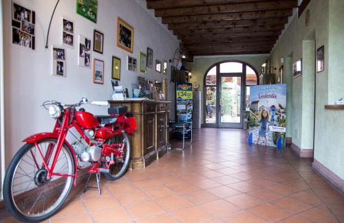 Monzambano House | Discover Agriturismo Lupo Bianco: 10/10 Guest Rated Retreat