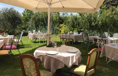 Nord-Est House | Discover Agriturismo MACOLE: Pet-Friendly Retreat with Hot Tub