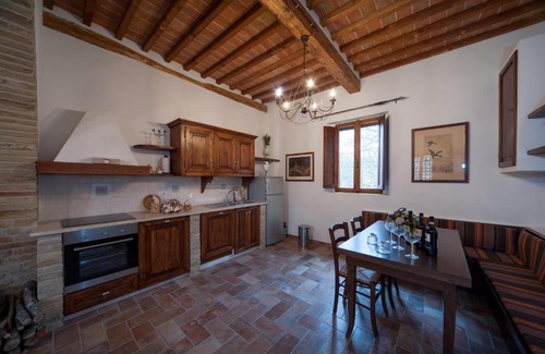 San Gimignano House | Experience Agriturismo Natura E Salute: Pool & Hot Tub