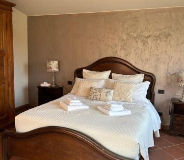 Gavi House | Relaxing Agriturismo Nonna Du with Ocean Views & Pool