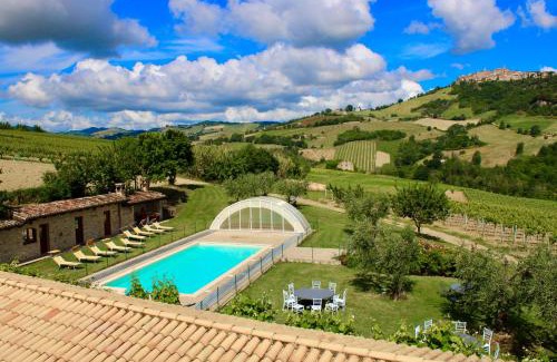 Montedinove House | Top-Rated Agriturismo Oasi Biologica with Pool & Breakfast