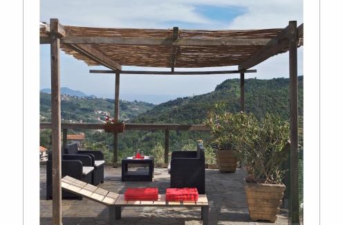 Crocetta House | Charming Agriturismo OlivArancio: With Pool & Pet-Friendly