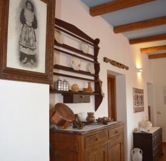 Posada House | Relax at Agriturismo Orvile: Pet-Friendly Retreat