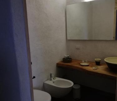 Castiglione d'Orcia House | Cozy Agriturismo Pian Di Meta Vecchia with Ocean Views