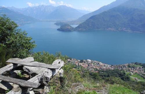 Pianello del Lario Apartment | Pet-Friendly Agriturismo Piccolo Paradiso with Ocean Views