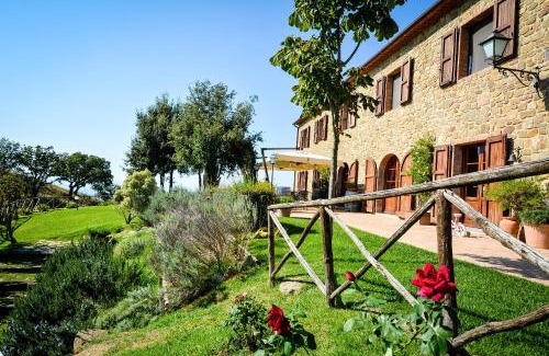 Scansano House | Idyllic Agriturismo Podere l'Aione: Oceanfront Retreat