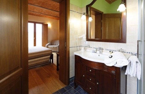 Pitigliano Other | Eco-Friendly Agriturismo Poggio al Tufo with Pool & Breakfast