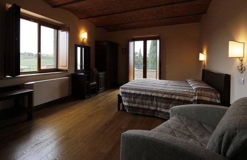 Pitigliano Other | Eco-Friendly Agriturismo Poggio al Tufo with Pool & Breakfast