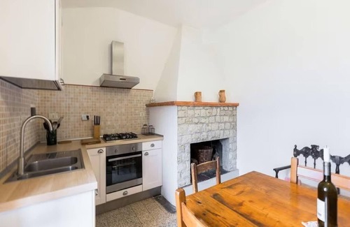 Pelago House | Guest Rated 10/10 at Belvilla by OYO Aia - Pet Friendly Retreat