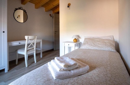 Nord-Est House | Discover Agriturismo Ponte Florio: Family-Friendly Retreat