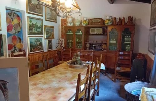 Monzambano House | Discover Agriturismo Radaméz: Family-Friendly Retreat