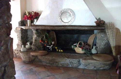 Arbus House | Discover Agriturismo Rocce Bianche with Pool & Breakfast