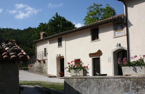 Borgo Pace House | Relax at Agriturismo Sacchiafarm with Oceanfront Oasis