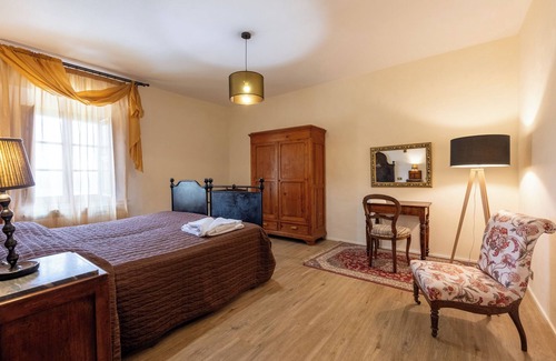 Pomarance Bed & Breakfast | Relaxing Agriturismo San Carlo: Poolside Apartment & Garden