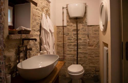 Monte Santa Maria Tiberina Bed & Breakfast | Discover Agriturismo Sanventura: Pet Friendly with Ocean Views