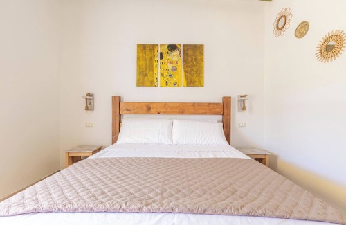 Supersano Hotel | Accessible Triple Room at 3983 Serre Salentine - Pet Friendly