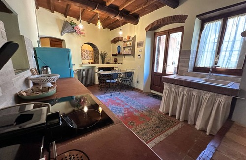 Pontassieve House | Experience Agriturismo Tassinaia: Family-Friendly Retreat