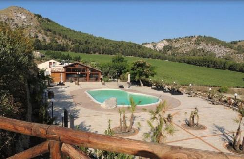 Calatafimi House | Relax at Agriturismo Tenute Pispisa Segesta with Pool & Ocean Views