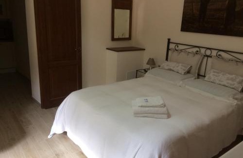 Pistoia House | Top-Rated Agriturismo Terrarossa: Family-Friendly Retreat