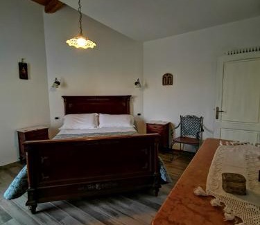Citta Sant'Angelo House | Family-Friendly Retreat at La Loggia for Unforgettable Stays