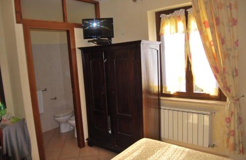 Aprilia House | Pet-Friendly Agriturismo Torre Cristina with Family Amenities