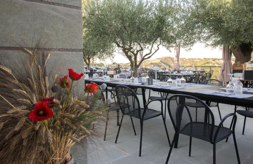 Brisighella Hotel | Exceptional Agriturismo Torre del Marino: Pet-Friendly Escape