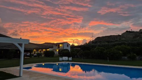 San Demetrio Corone House | Pet-Friendly Retreat at Agriturismo Trappeto Vecchio