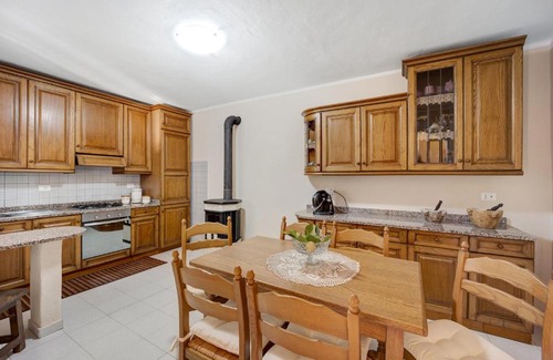 Nasino House | Delightful Da Nonna Annetta: Pet-Friendly & Wheelchair Access