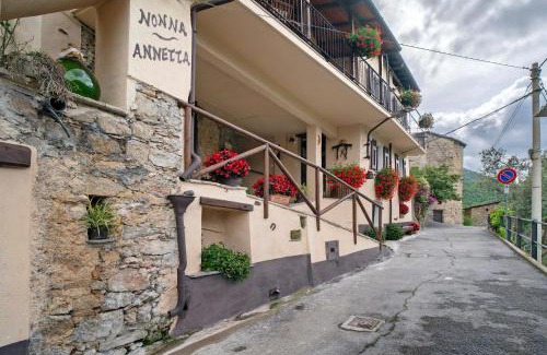 Nasino House | Unforgettable Stays at Nonna Annetta: 10/10 Guest Rated!