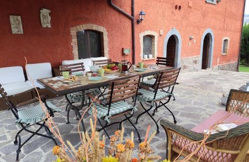 Bagnoregio House | Discover Agriturismo Val di Coreto: Family-Friendly Retreat