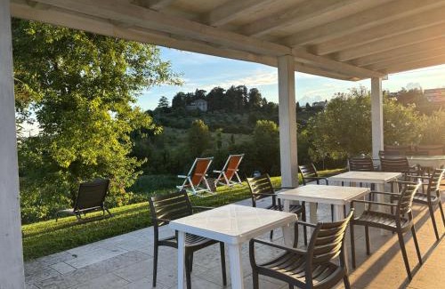 Villa di Molvena House | Relaxing Agriturismo Vecio Portico with Hot Tub & Kitchen