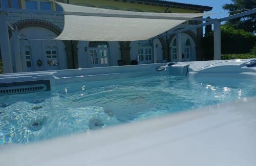 Rivoli Veronese Apartment | Discover Agriturismo Villa Stella with Oceanfront Amenities
