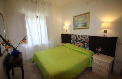 Marina di Casal Velino House | Discover Agriturismo Zio Cristoforo: Pet-Friendly Retreat