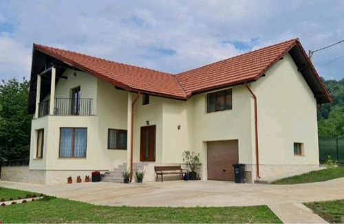 Baia-Sprie House | Budget-Friendly Stay at Agropensiunea Hareta