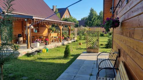 gmina Rutka-Tartak Apartment | Experience Agrosturystyka Leśna 21: Family-Friendly Retreat