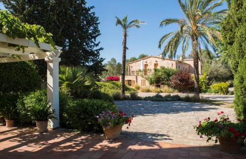 Porreres House | Discover Agroturismo Can Feliu: 4-Star Pet-Friendly Retreat