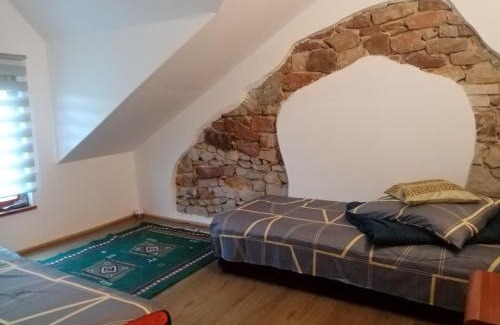 gmina Kunow House | Family-Friendly Agroturystyka Camp4x4 with Kitchen Access