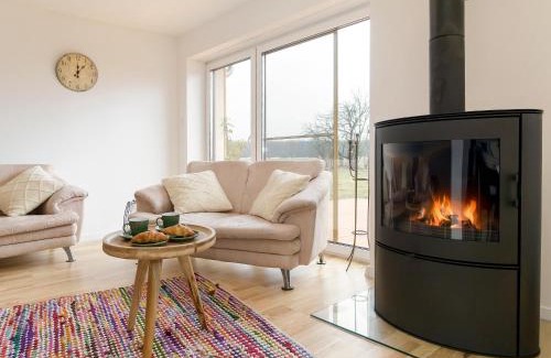 Raszkow House | Relax at Agroturystyka Ginkgo - Rated 9.7/10 with Ocean Views