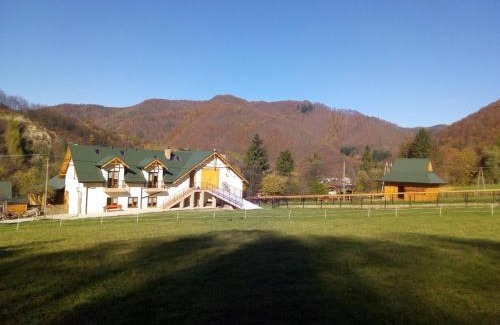 Polany House | Family-Friendly Retreat at Agroturystyka Królowo