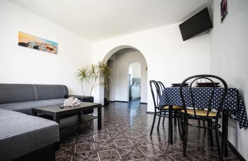 Wrzosowo House | Discover Agroturystyka Pod Kogutem: Family-Friendly Retreat