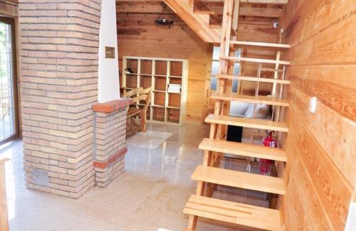 Ostrow Mazowiecka House | Agroturystyka Rogoznia: Family-Friendly Retreat with Hot Tub