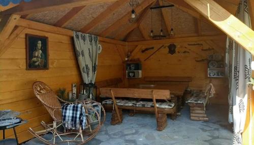 Polany House | Pet-Friendly Agroturystyka Tylmanowa with Hot Tub Escape