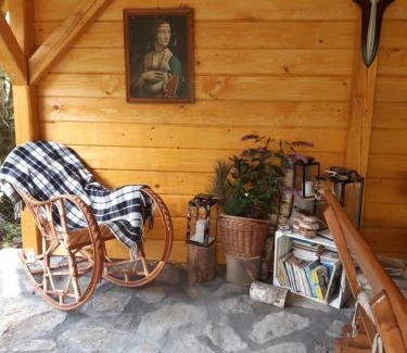 Polany House | Pet-Friendly Agroturystyka Tylmanowa with Hot Tub Escape